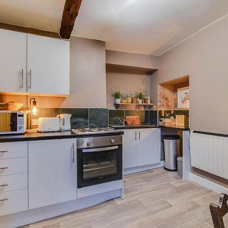 The Malthouse - Naturally Styled Central Apartment سيرنسيستر المظهر الخارجي الصورة