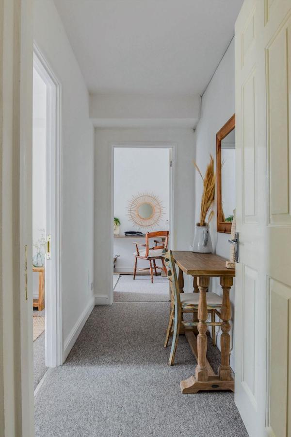 The Malthouse - Naturally Styled Central Apartment سيرنسيستر المظهر الخارجي الصورة