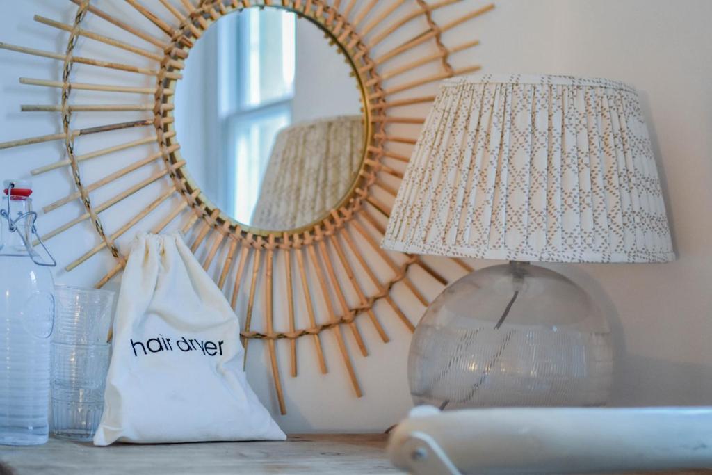 The Malthouse - Naturally Styled Central Apartment سيرنسيستر المظهر الخارجي الصورة